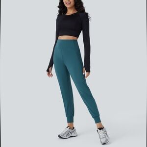 SoCinched High Waisted Tummy Control Side Pocket Quick Dry Running Joggers